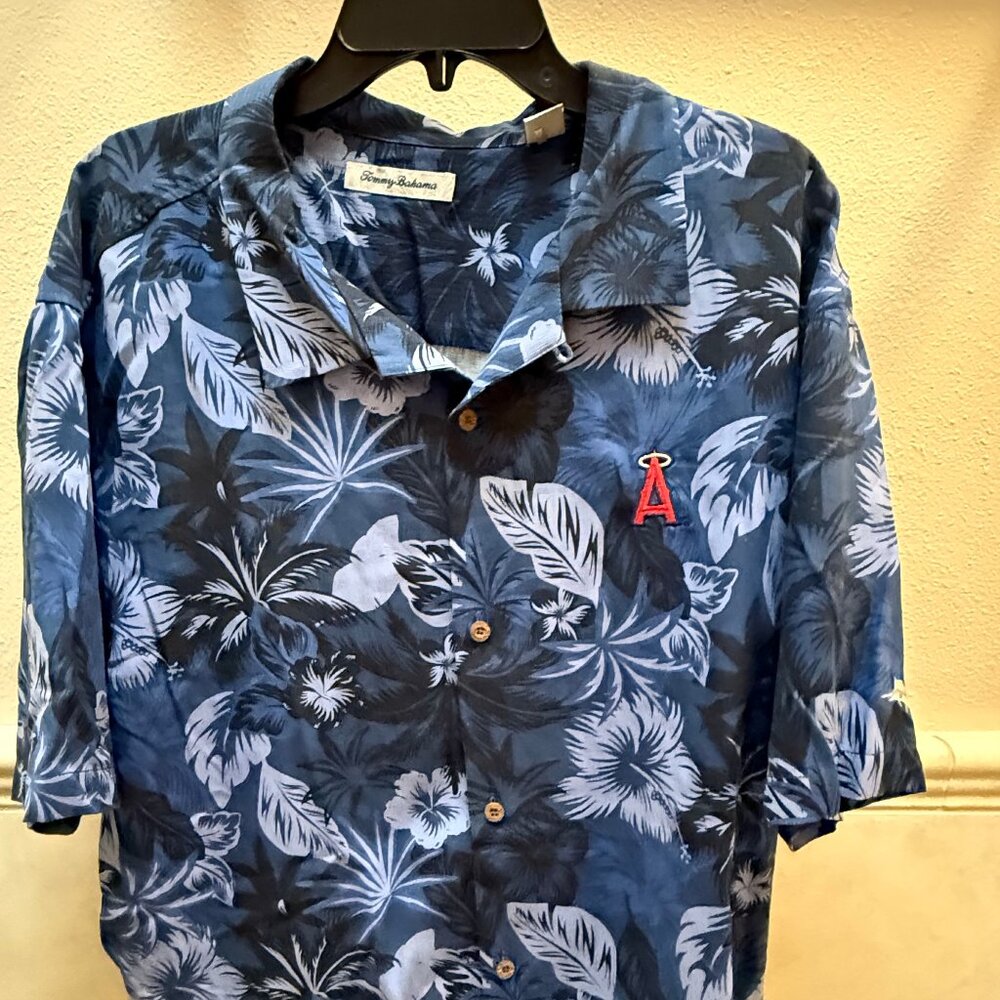 Tommy Bahama MLB Angels Hawaiian Shirt XXL